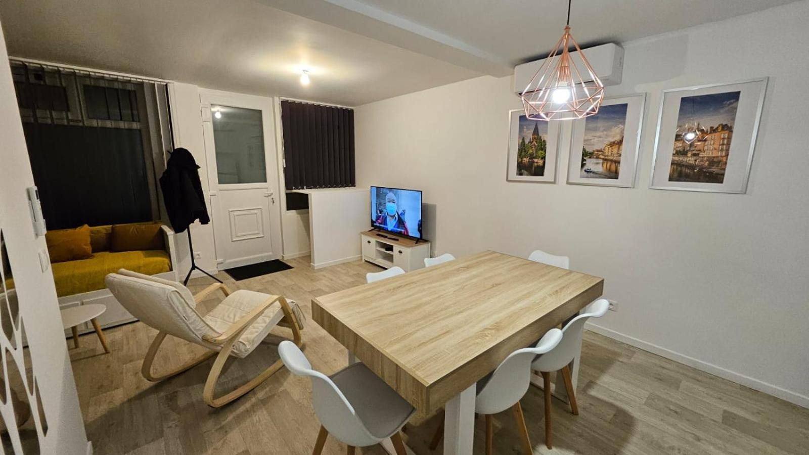 Renardiere Montreuil  Buitenkant foto